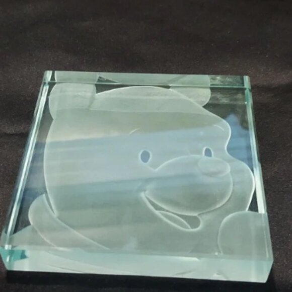 DISNEY POO BEAR Glass Art Block with Character Design - Picture 3 of 4